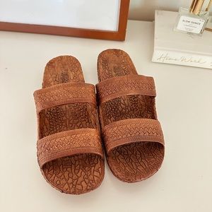 Hawaii J Slip Sandals
